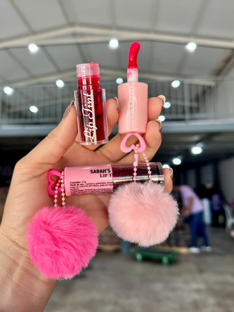 ✨ Lip Tint Sarah’s Beauty com Chaveiro Pompom – 4,5g ✨